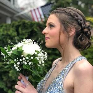 Meet your Posher, Madeline